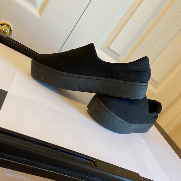 Karl Lagerfeld Paris Vienne Mesh Platform Sneakers Size 8 - Picture 10 of 10